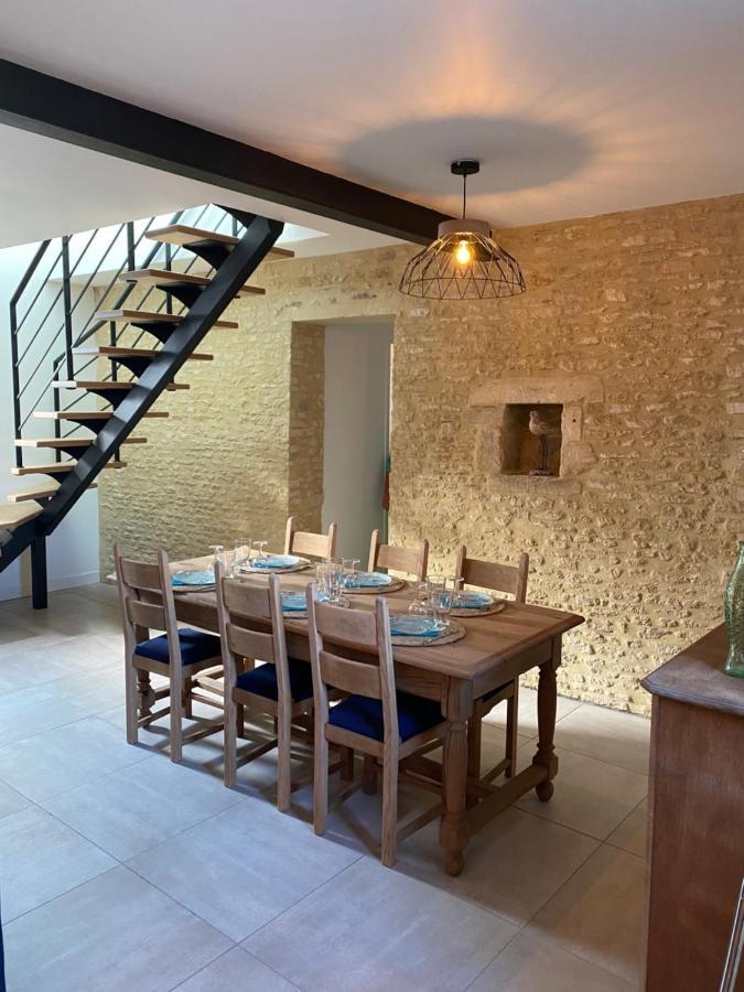 Charmante Maison Du XVIII En Pierre Renovee Colleville-Montgomery Экстерьер фото