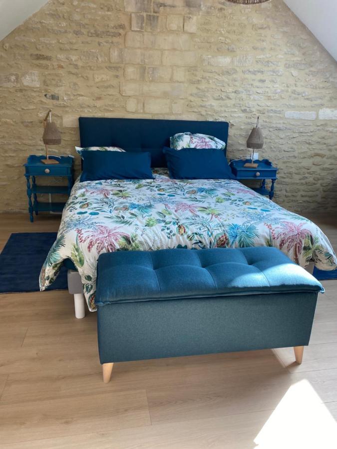 Charmante Maison Du XVIII En Pierre Renovee Colleville-Montgomery Экстерьер фото
